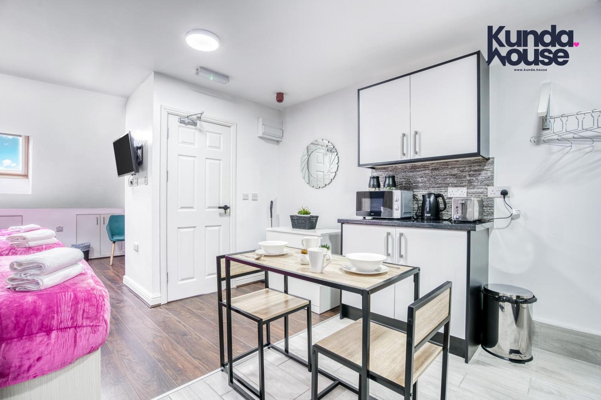 Cosy Apartments - City Living Made Elegant - Birmingham Eksteriør bilde